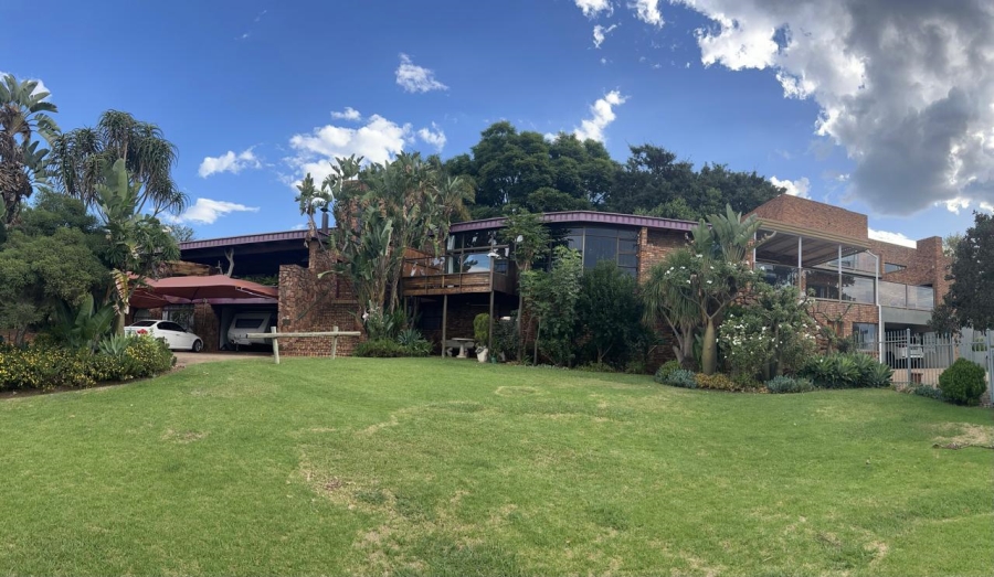 Commercial Property for Sale in Hartbeespoort Rural North West